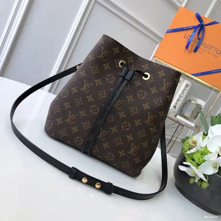 Cheap VUITTON LOUIS NÉONOÉ 0622